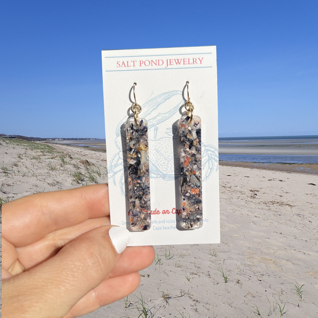 BANK STREET EARRINGS: Mussel & Crab
